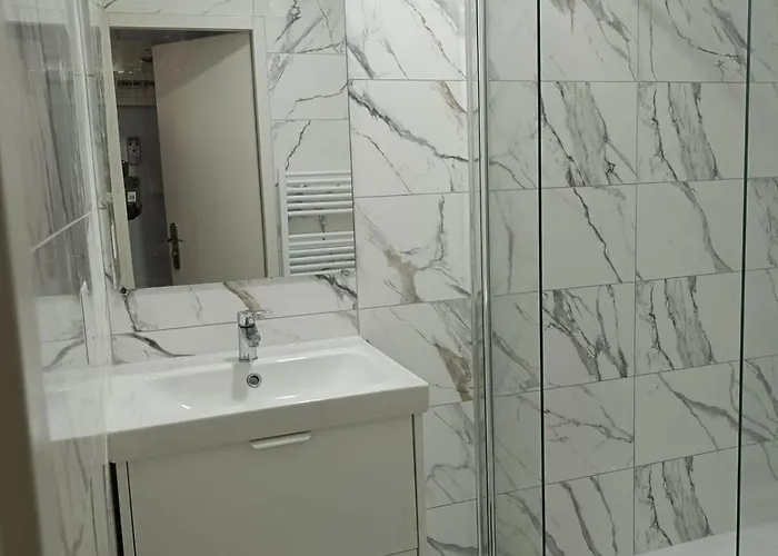 Bagnol Cosy- 4 Personnes - 30 Minutes Avignon *