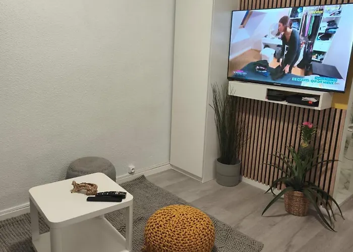 Bagnol Cosy- 4 Personnes - 30 Minutes Avignon